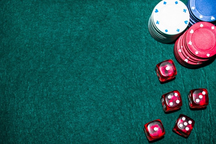 t6 online mobile app interface showing live dealer tables and sportsbook menu on a smartphone