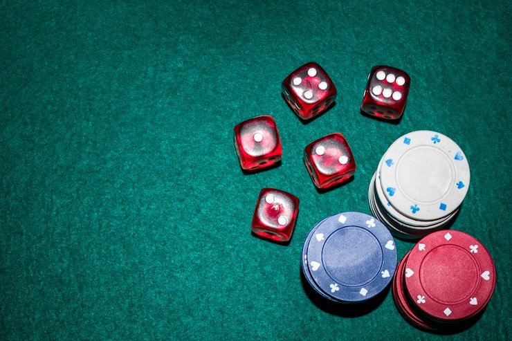 Blackjack with live chat Blackjack table with dealer chat and betting interface on mobile browser